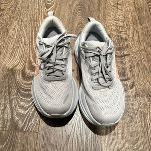 Hoka Bondi 8